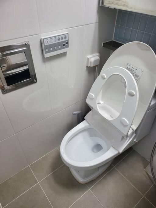 1-2608 #sinnonhyeon Stn Exit 9, 1-min #gangnam Stn, 5-min #ott #concierge Gangnam Managed Apartment *